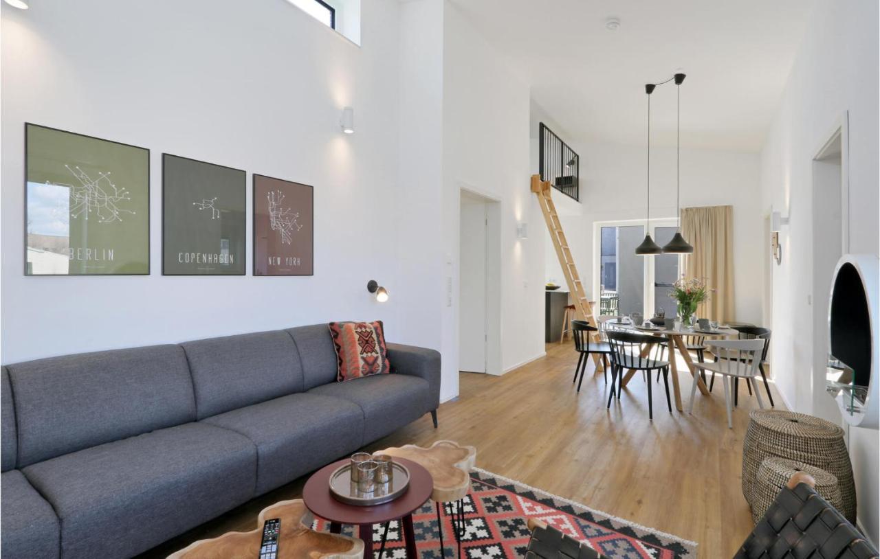 Stunning Home In Lembruch-Duemmer See With Sauna Екстер'єр фото