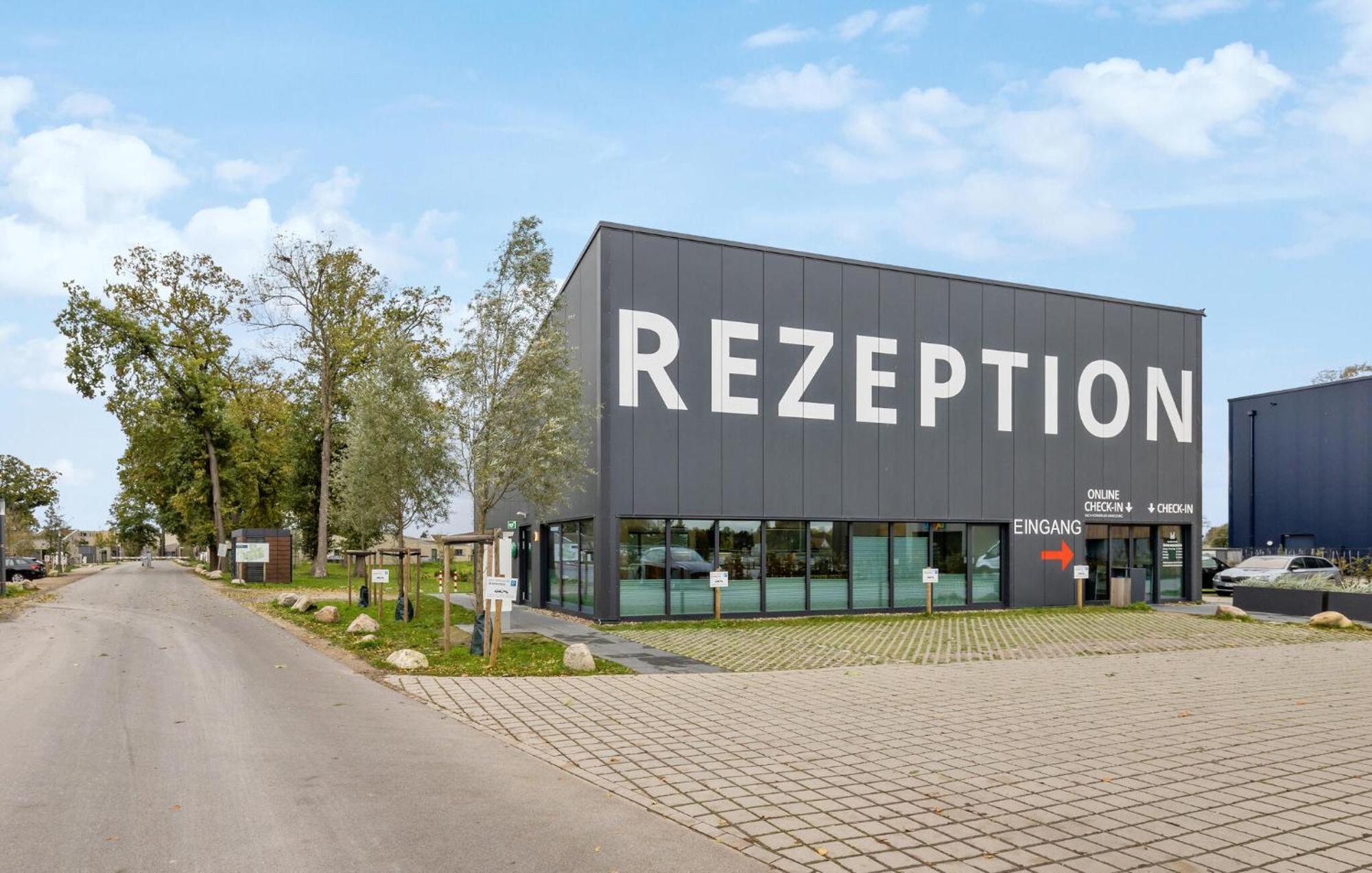 Stunning Home In Lembruch-Duemmer See With Sauna Екстер'єр фото